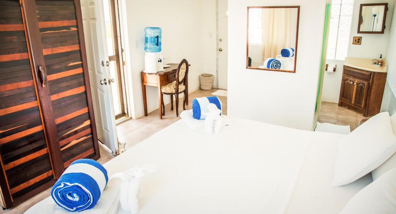 Flying Cloud Hotel Xcalak Dış mekan fotoğraf